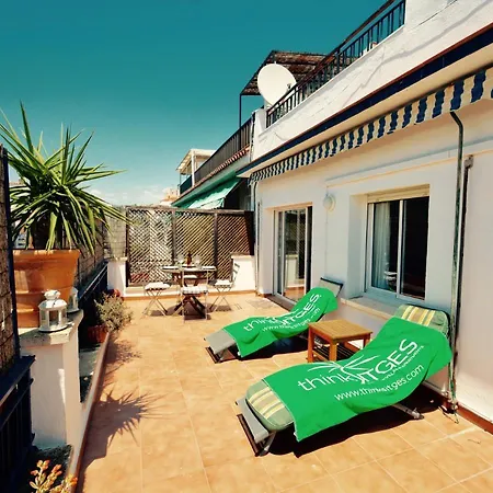 Frankie With Great Roof Terrace *