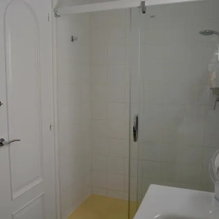 Frankie With Great Roof Terrace Apartman Sitges
